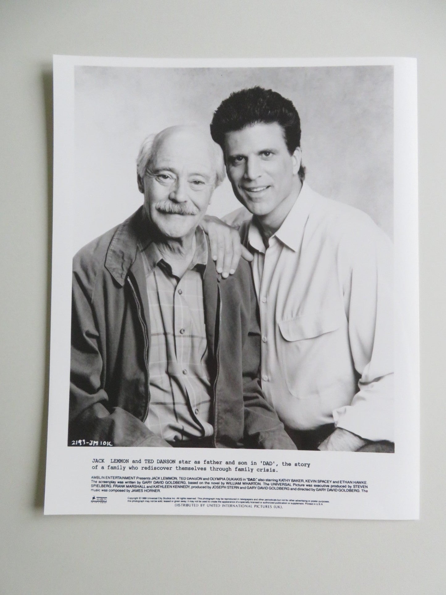 DAD - A MOVIE STILL PHOTO LOT OF 2 JACK LEMMON TED DANSON - Rendezvous Cinema