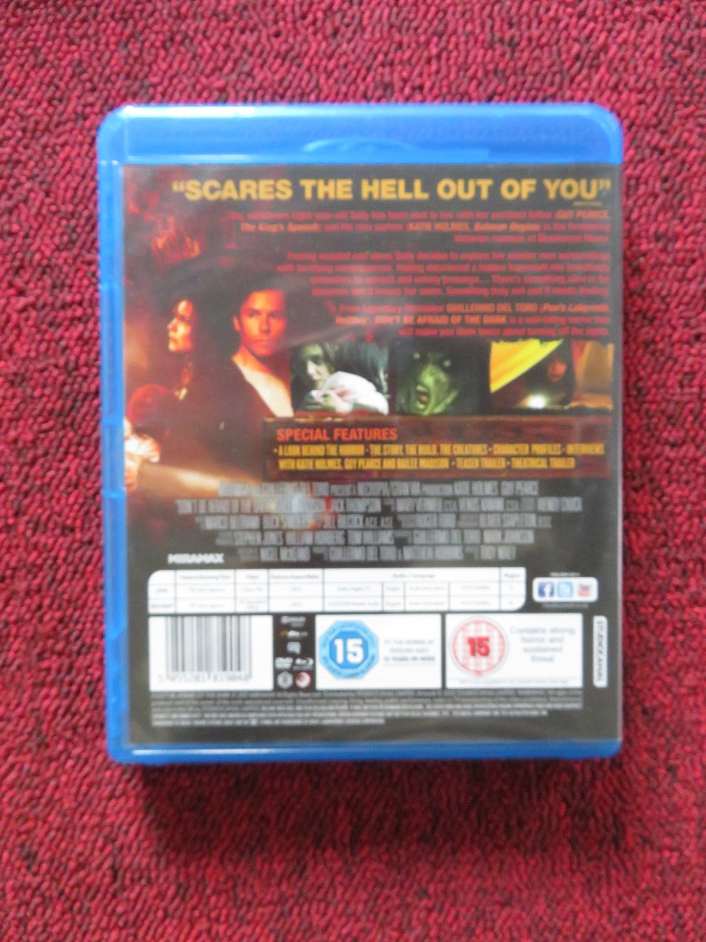 DON'T BE AFRAID OF THE DARK (BLU - RAY & DVD) KATIE HOLMES 2010 REGION B, 2 Rendezvous Cinema Movie posters