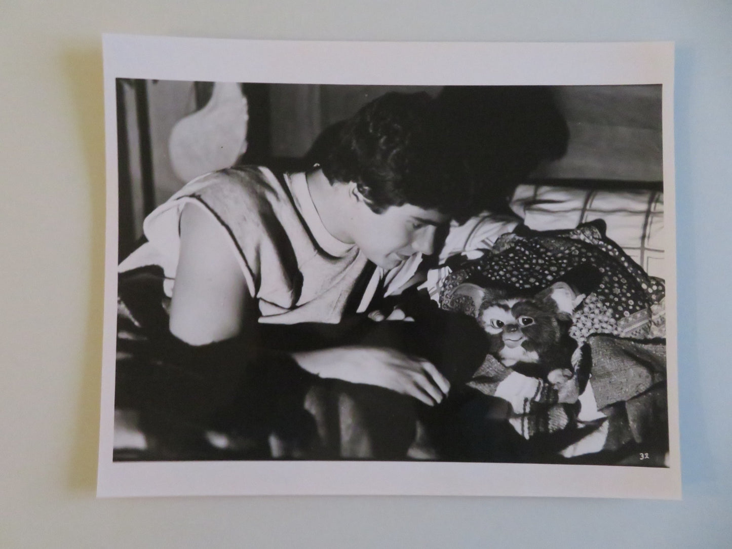 GREMLINS - A MOVIE STILL PHOTO LOT OF 2 ZACH GALLIGAN PHOEBE CATES 1984