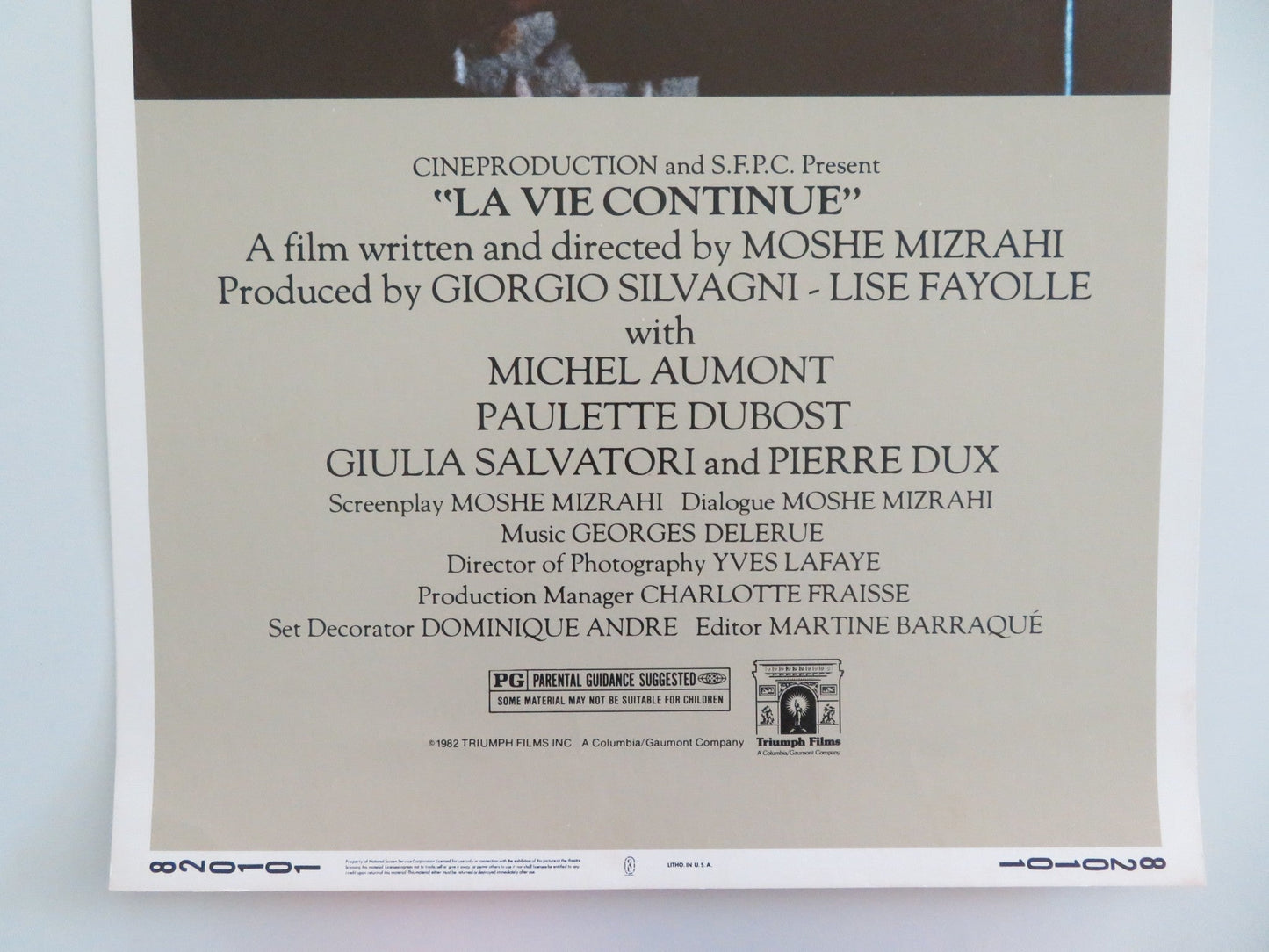 LA VIE CONTINUE US INSERT POSTER ANNIE GIRARDOT JEAN - PIERRE CASSEL 1982 Movie posters