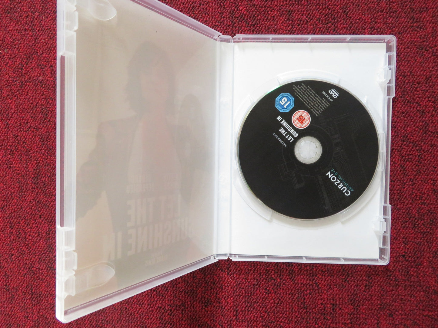 LET THE SUNSHINE IN (DVD) JULIETTE BINOCHE GERARD DEPARDIEU 2017 REGION 2 Rendezvous Cinema Movie posters