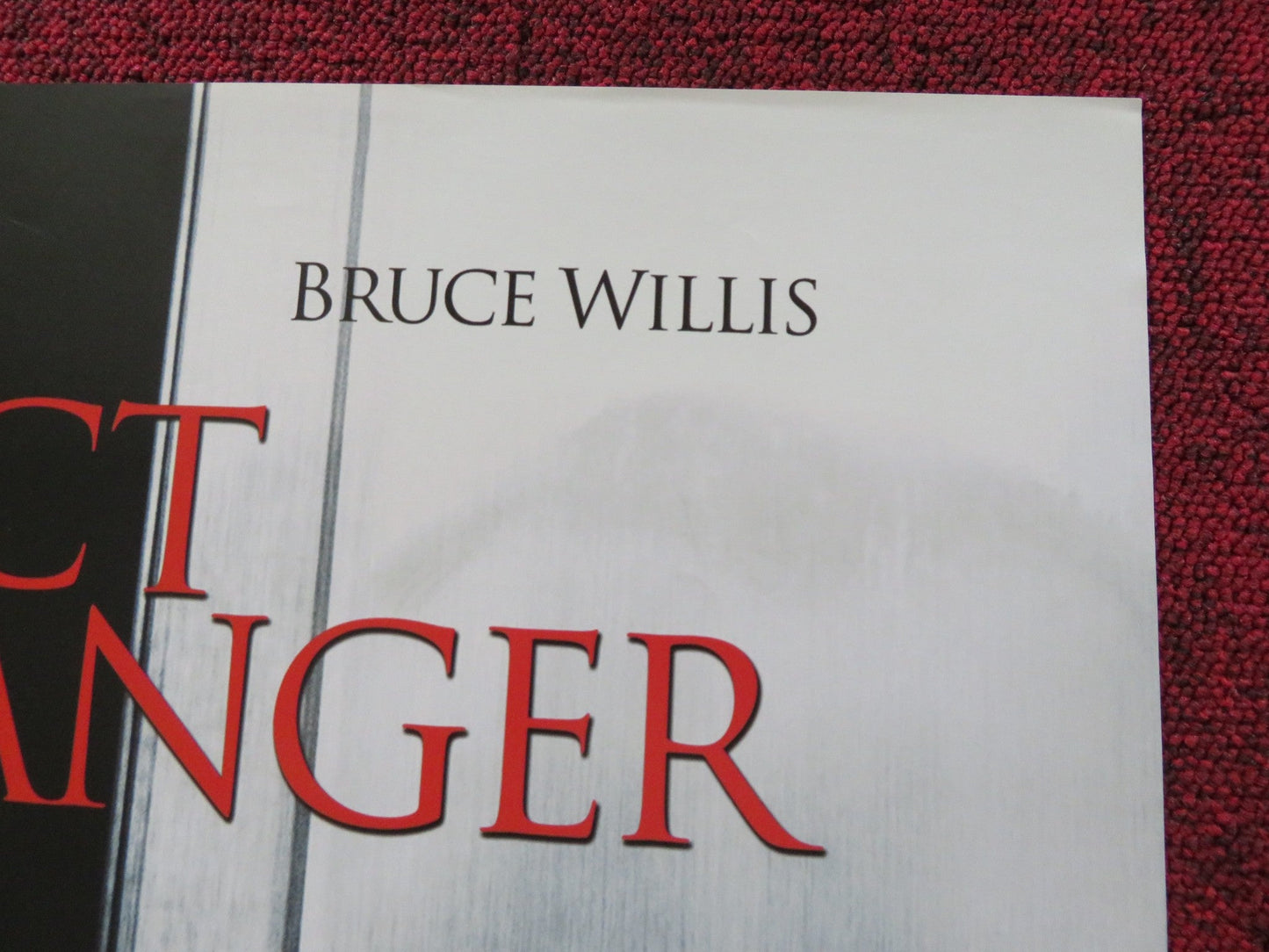 PERFECT STRANGER VHS VIDEO POSTER HALLE BERRY BRUCE WILLIS 2007 Rendezvous Cinema Movie posters