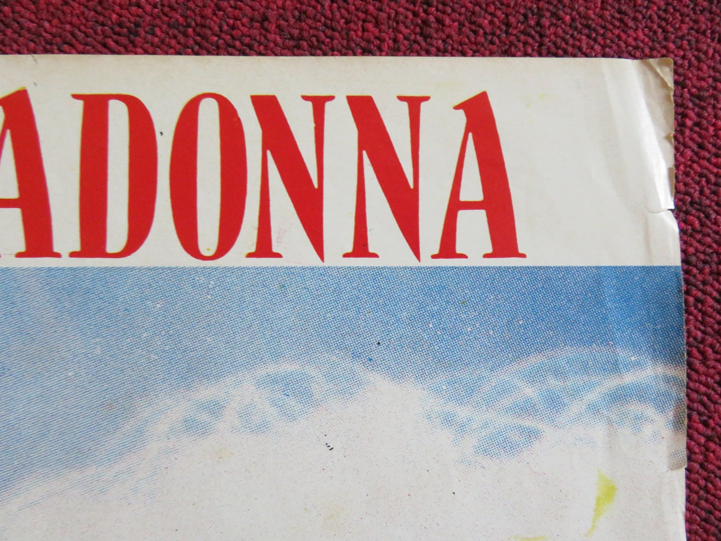 SHANGHAI SURPRISE POSTER FOLDED SEAN PENN MADONNA 1986 Rendezvous Cinema Movie posters