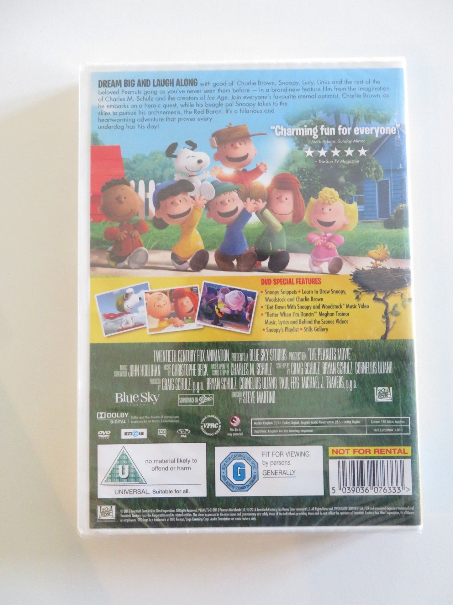 SNOOPY AND CHARLIE BROWN: THE PEANUTS MOVIE (DVD) NOAH SCHNAPP 2015 REGION 2 Rendezvous Cinema Movie posters