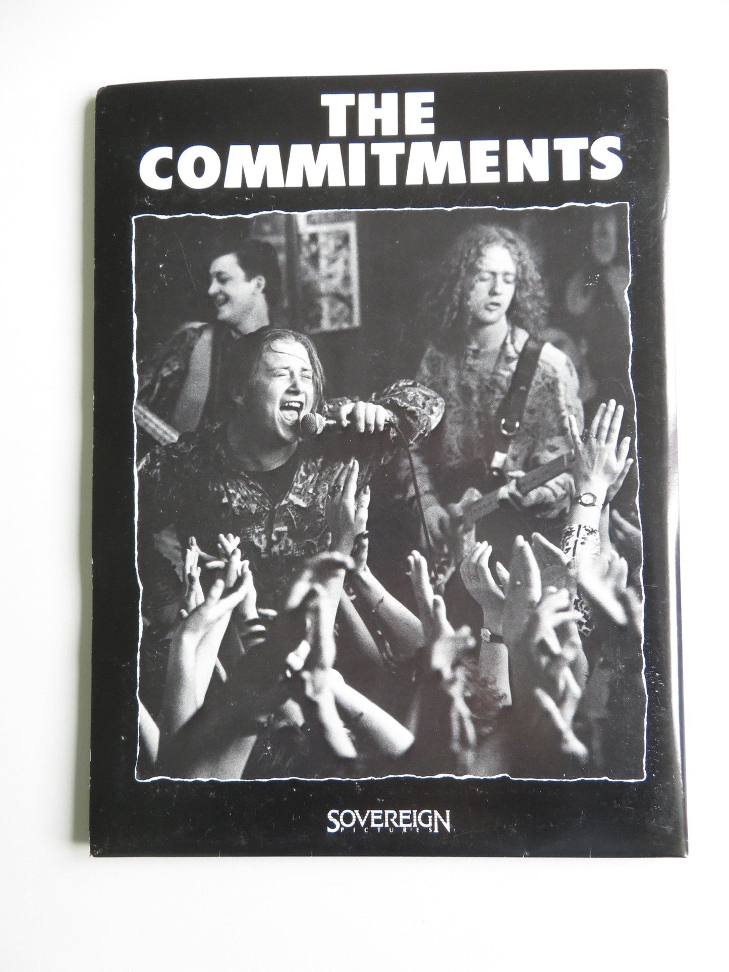 THE COMMITMENTS PRESS KIT 1991 ROBERT ARKINS COLM MEANEY SEAN HUGHES Movie posters