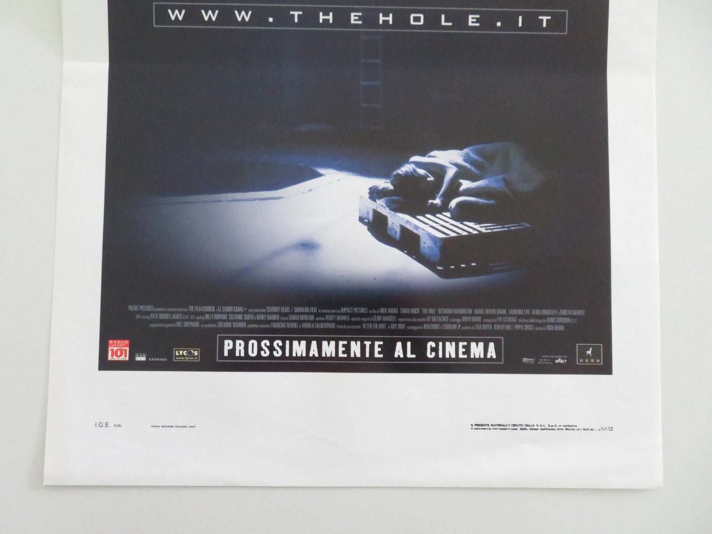 The Hole Italian Locandina Poster Thora Birch Keira Knightley 2001 Movie posters