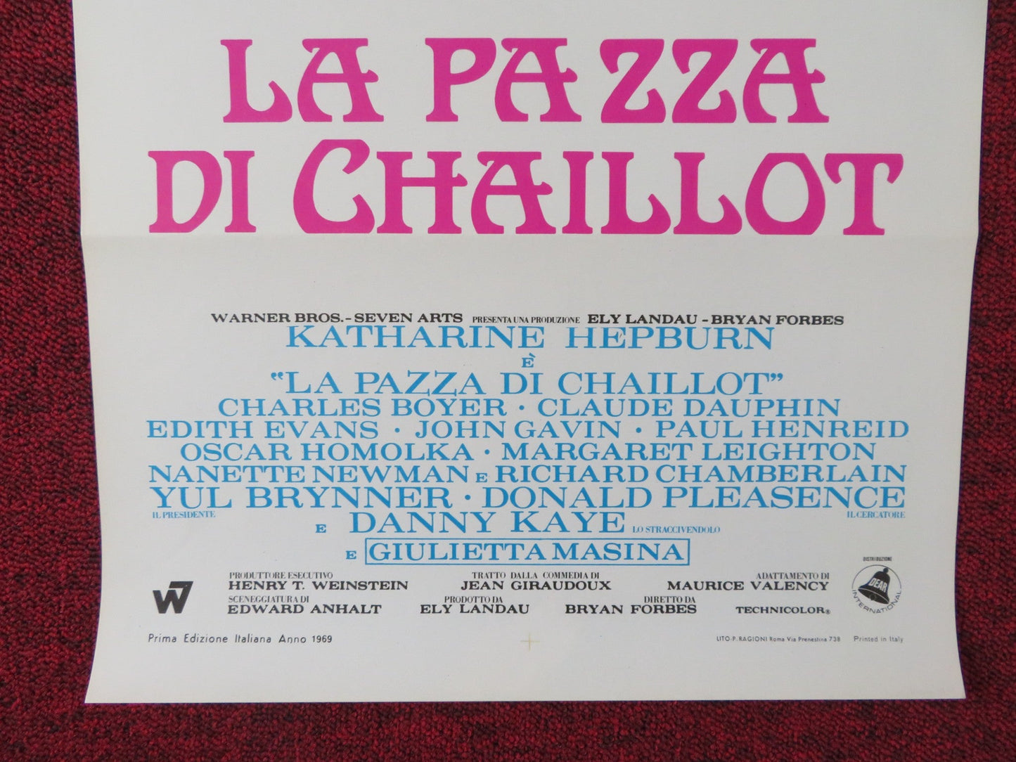 THE MADWOMAN OF CHAILLOT ITALIAN LOCANDINA POSTER KATHARINE HEPBURN 1969 Rendezvous Cinema Movie posters