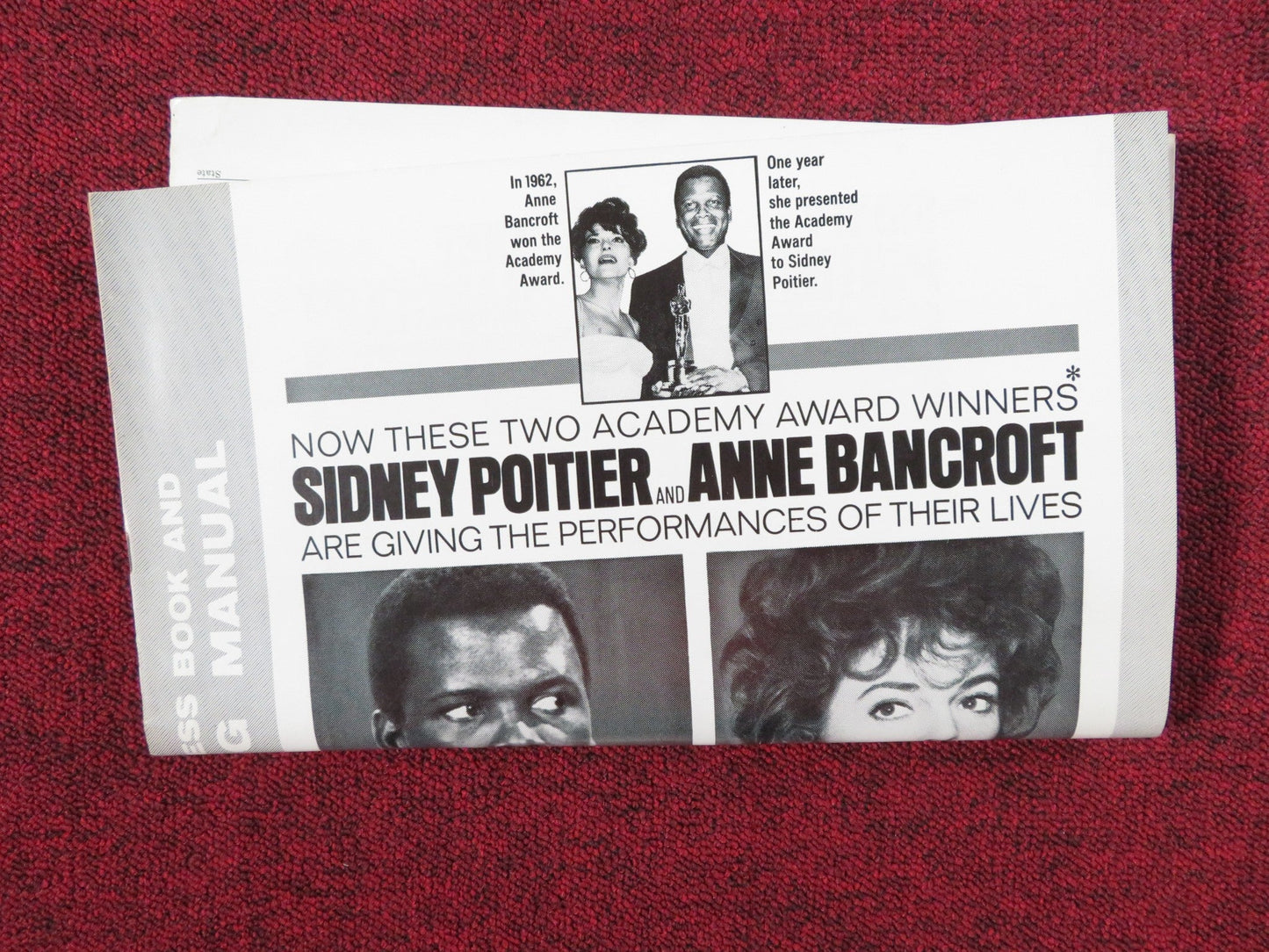 THE SLENDER THREAD UNCUT PRESS BOOK FOLDED SIDNEY POITIER ANNE BANCROFT 1965 Rendezvous Cinema Movie posters