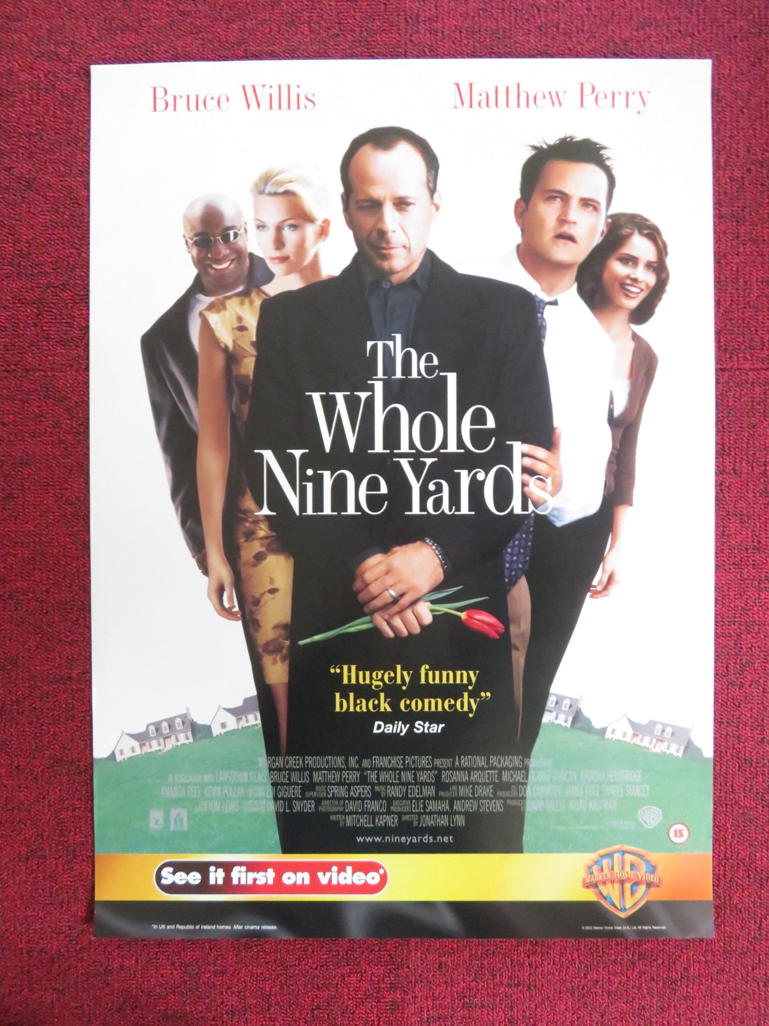 THE WHOLE NINE YARDS VHS VIDEO POSTER BRUCE WILLIS MATTHEW PERRY 2000 the-whole-nine-yards-vhs-video-poster-bruce-willis-matthew-perry-2000