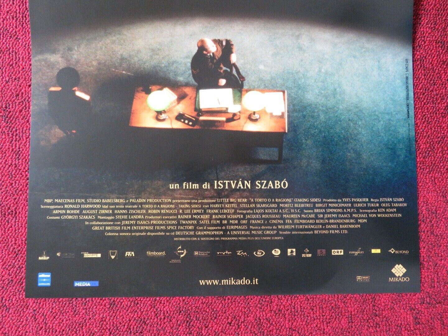 TAKING SIDES ITALIAN LOCANDINA (25"x12") POSTER HARVEY KEITEL 2001 - Rendezvous Cinema