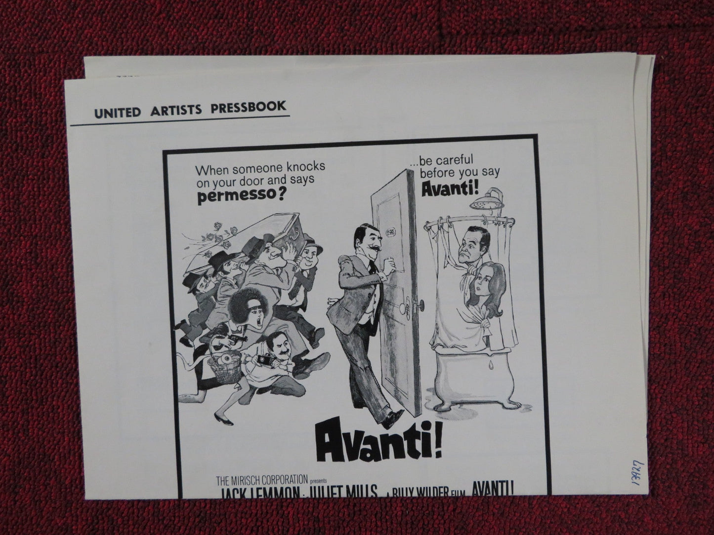 AVANTI! UNCUT UNITED ARTISTS FOLDED PRESS BOOK JACK LEMMON JULIET MILLS 1972 Rendezvous Cinema Movie posters