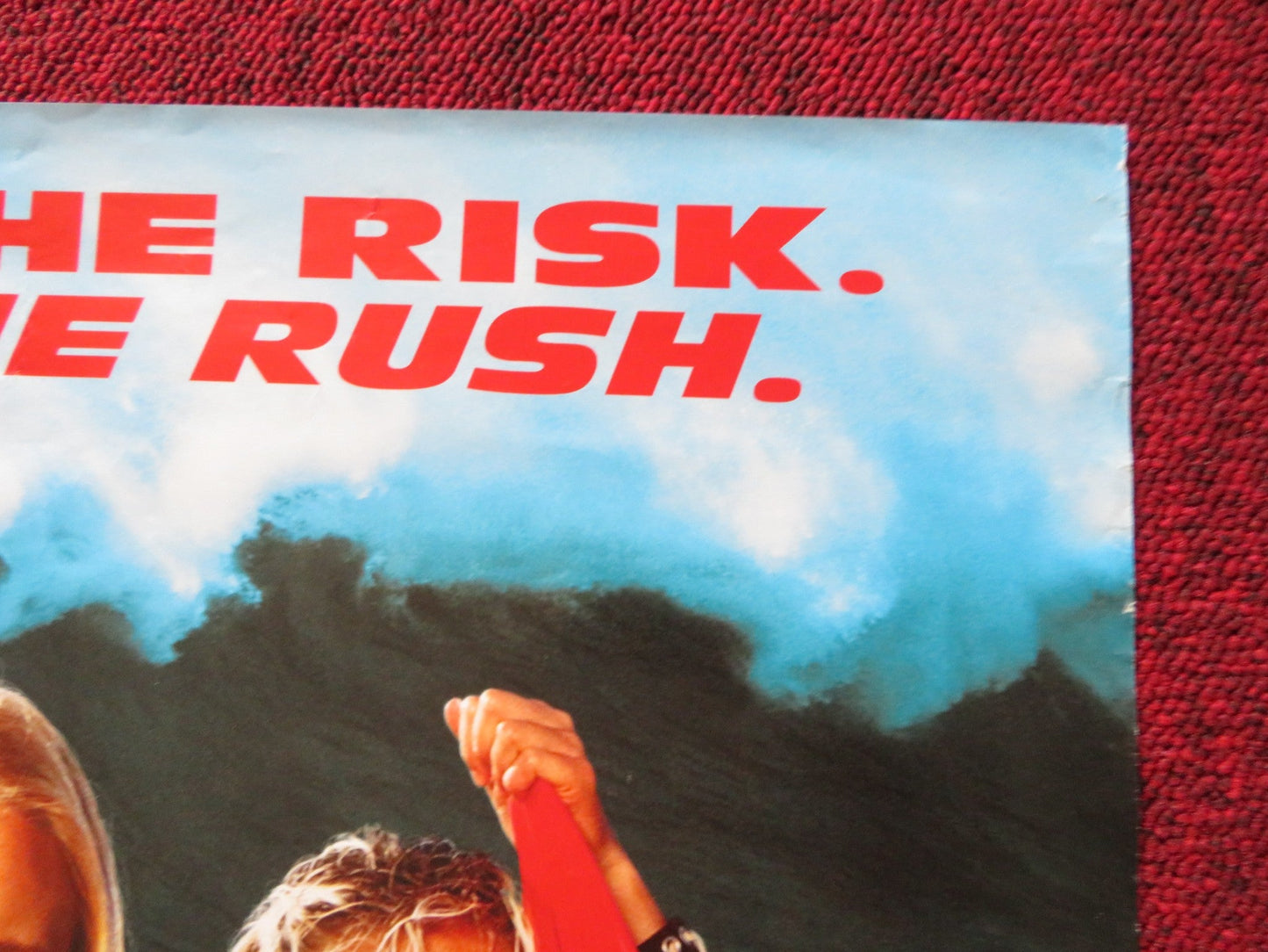 BLUE CRUSH VHS VIDEO POSTER KATE BOSWORH MATTHEW DAVIS 2002 Rendezvous Cinema Movie posters