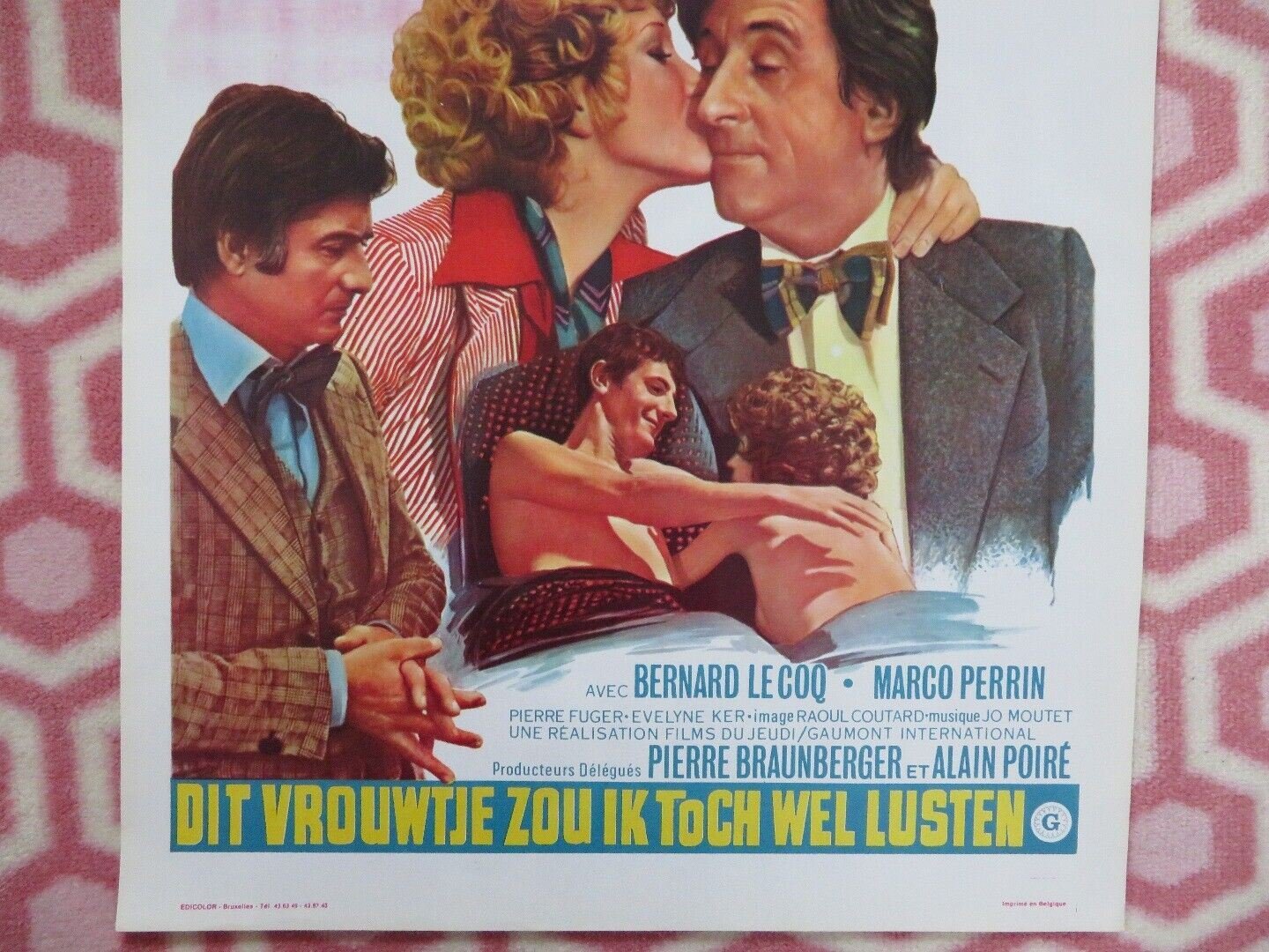 COMME UN POT DE FRAISES!.. BELGIUM (21.5"x14.5") POSTER JEAN - CLAUDE BRIALY '74 Movie posters