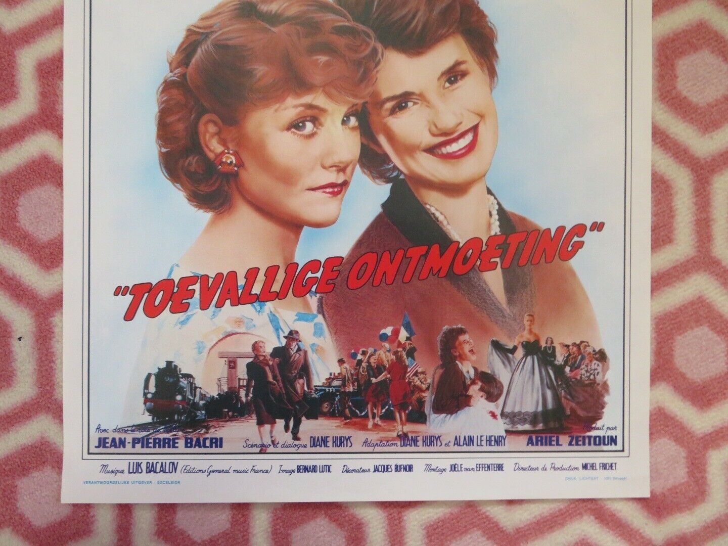 COUP DE FOUDRE/ Entre Nous BELGIUM (21"x13.5") POSTER MIOU - MIOU ISABELLE HUPPERT Movie posters