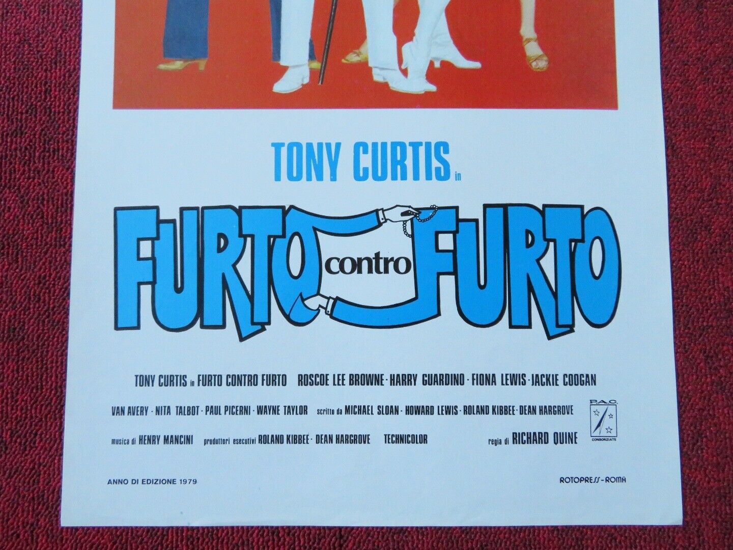 FURTO CONTRO FURTO/ THEFT AGAINST THEFT ITALIAN LOCANDINA (27.5"x13") POSTER '79 Movie posters