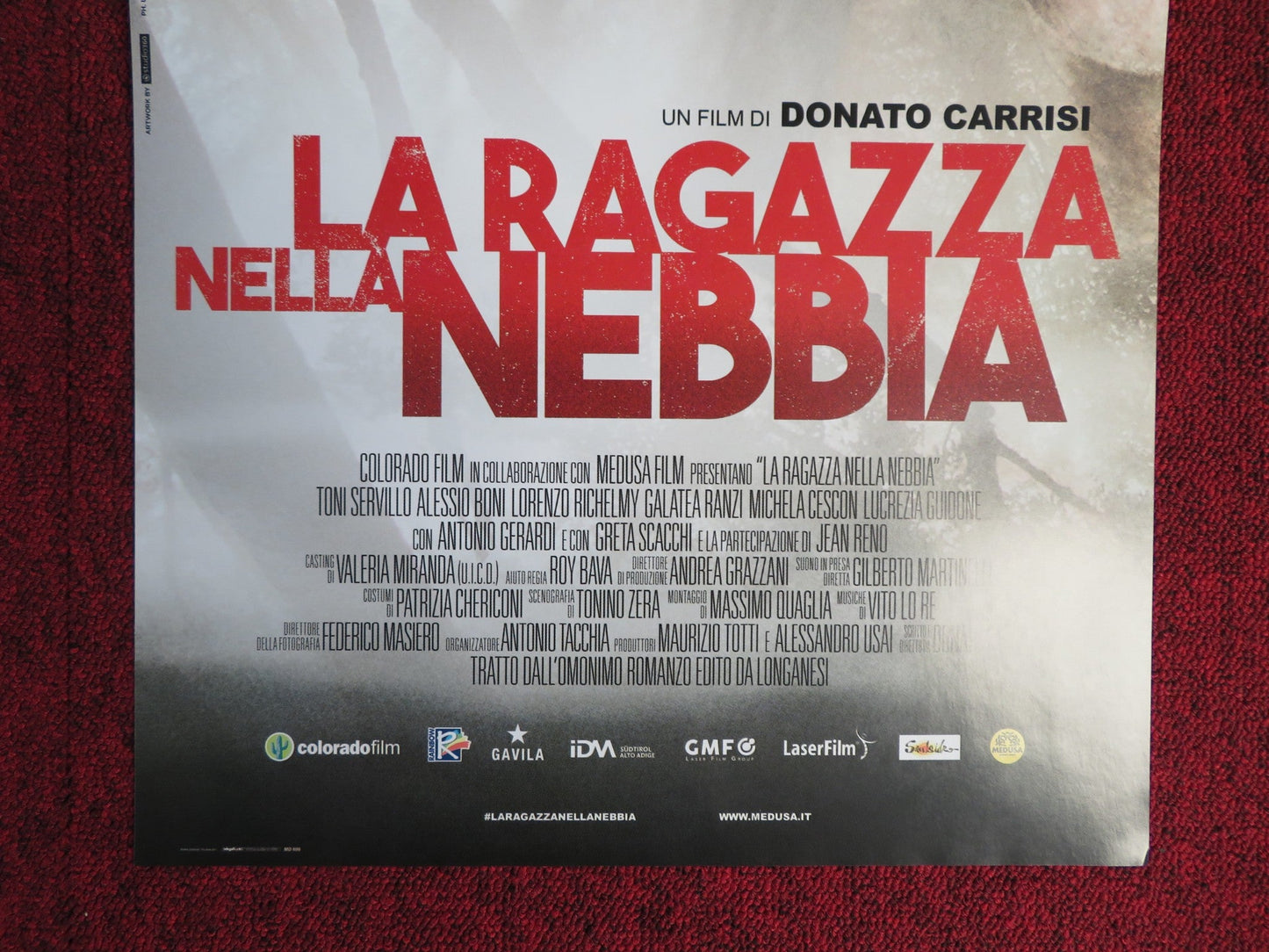 LA RAGAZZA NELLA NEBBIA ITALIAN LOCANDINA POSTER TONI SERVILLO ALESSIO BONI 2017 Rendezvous Cinema Movie posters