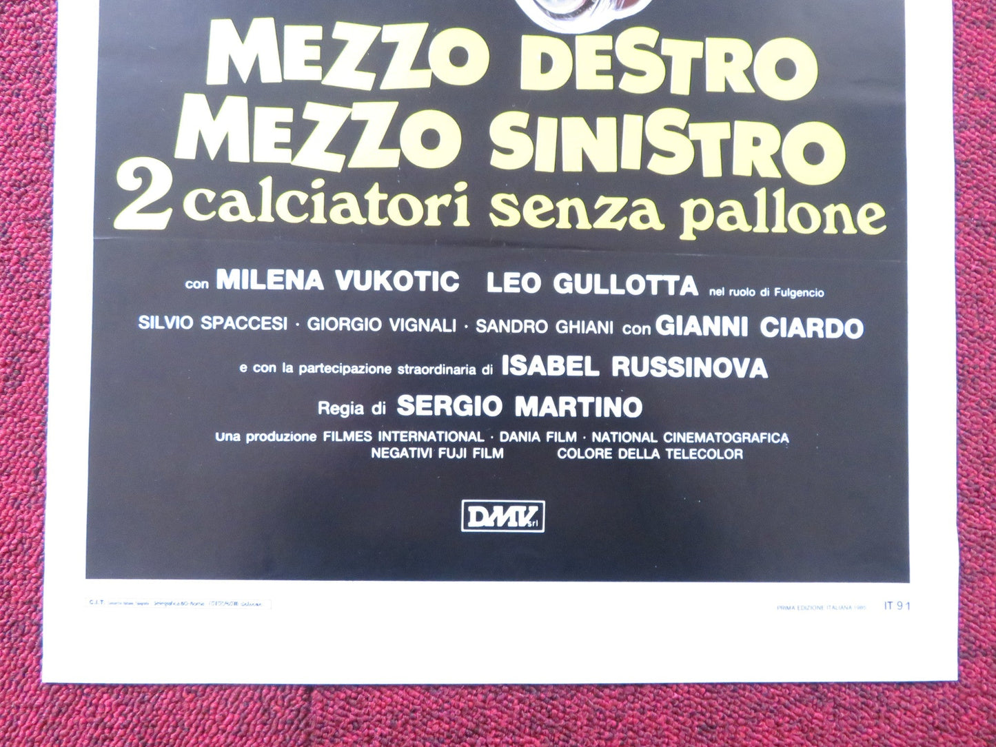 MEZZO DESTRO MEZZO SINISTRO 2 CALCIATORI SENZA PALLONE ITALIAN LOCANDINA POSTER Rendezvous Cinema Movie posters