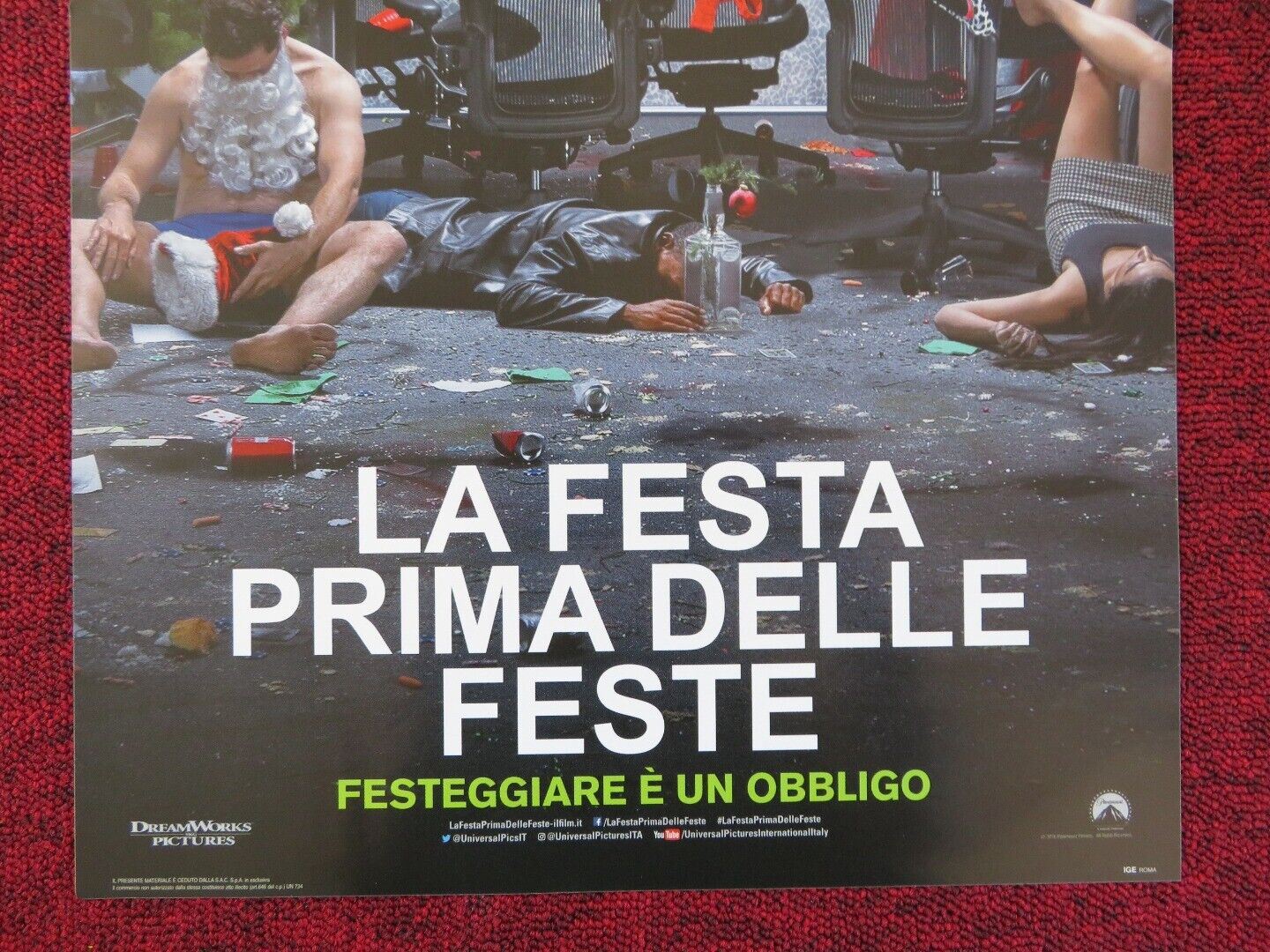 OFFICE CHRISTMAS PARTY ITALIAN LOCANDINA (26.5"x12.5") POSTER J BATEMAN 2016 Rendezvous Cinema Movie posters