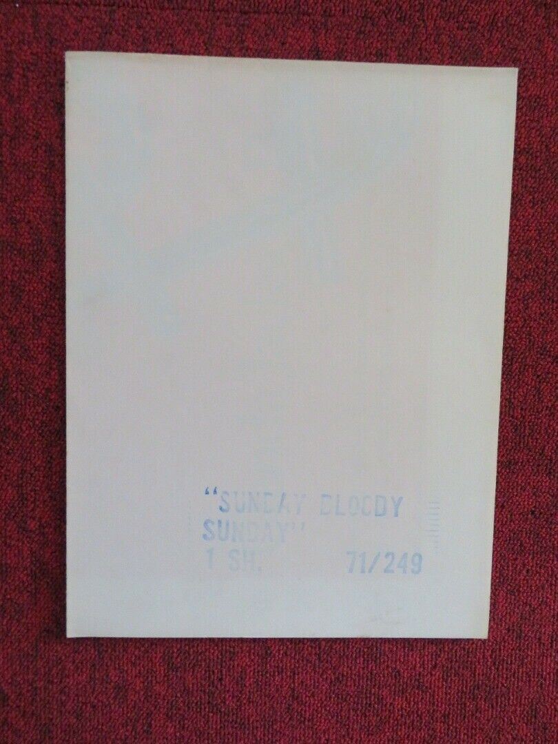 SUNDAY BLOODY SUNDAY FOLDED US ONE SHEET POSTER GLENDA JACKSON 1971 - Rendezvous Cinema