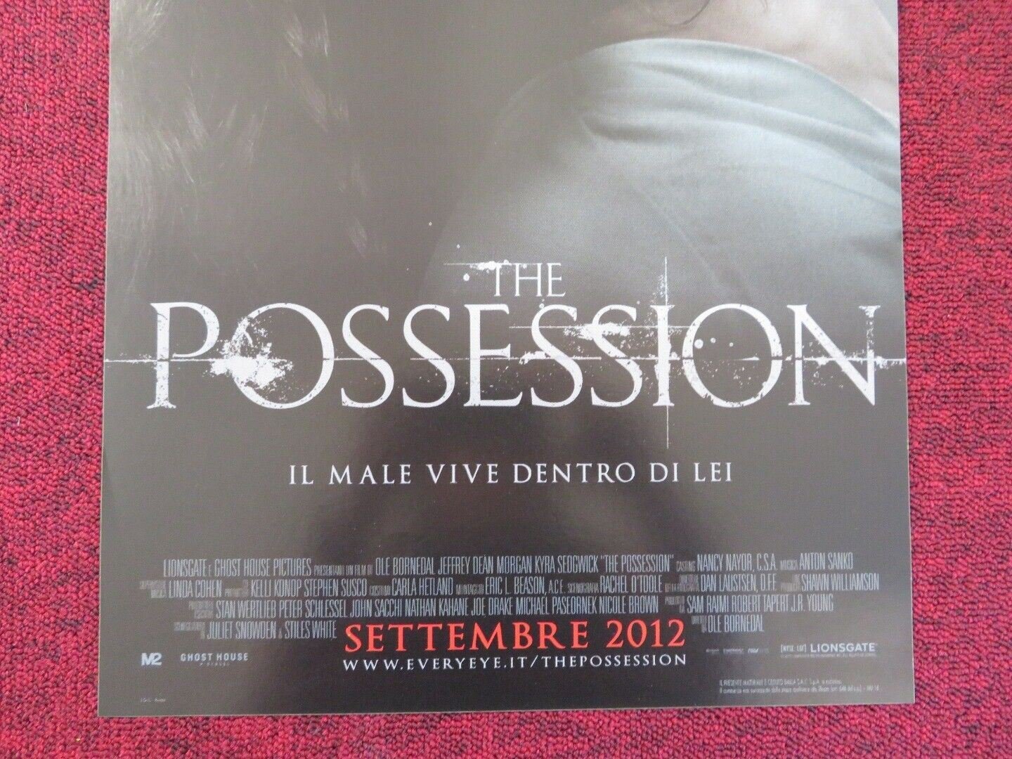 THE POSSESSION ITALIAN LOCANDINA (26.5"x12.5") POSTER JEFFREY DEAN MORGAN 2012 Rendezvous Cinema Movie posters
