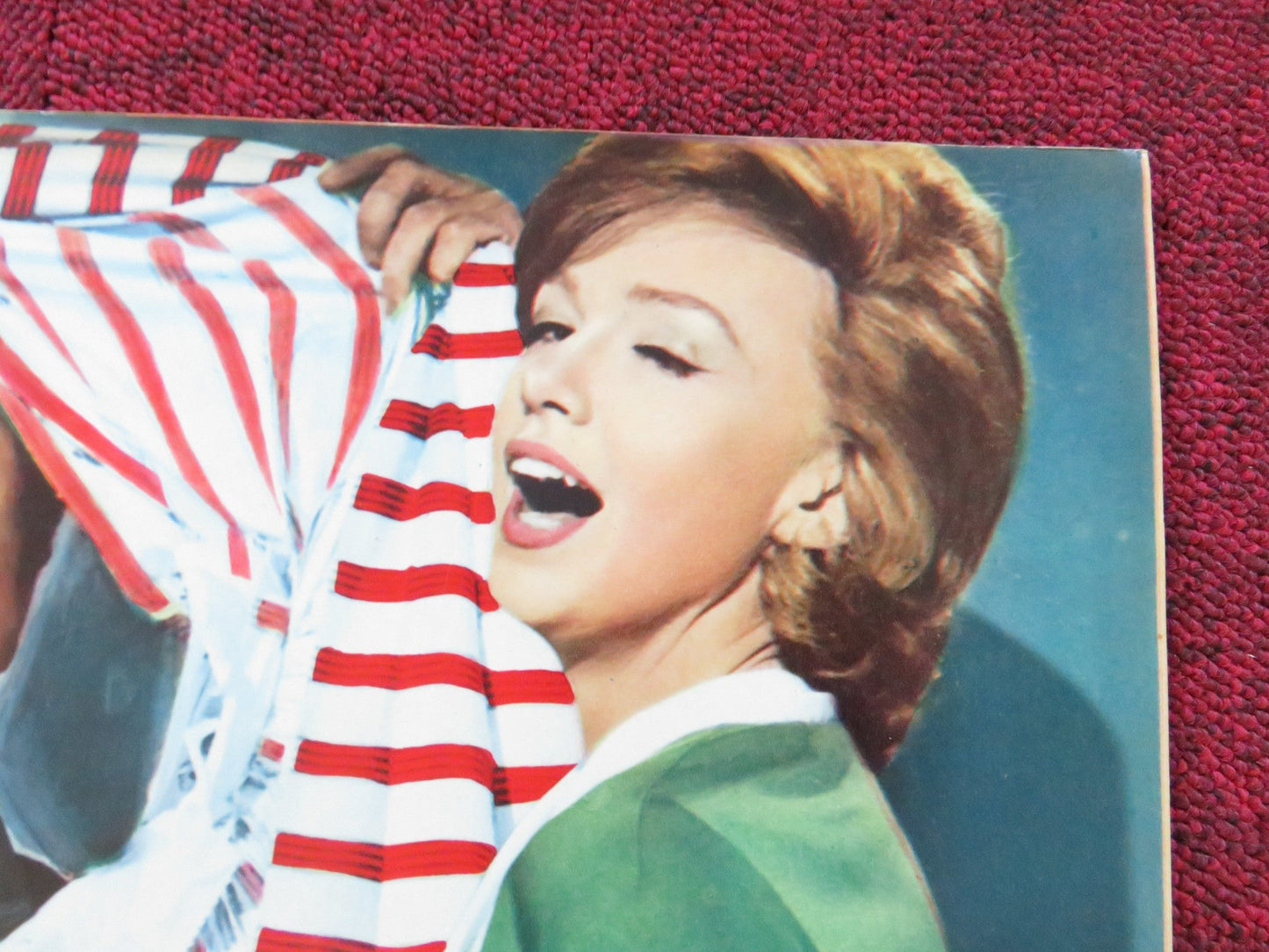 UNDER THE YUM YUM TREE - I ITALIAN FOTOBUSTA POSTER JACK LEMMON C. LYNLEY 1963 Rendezvous Cinema Movie posters