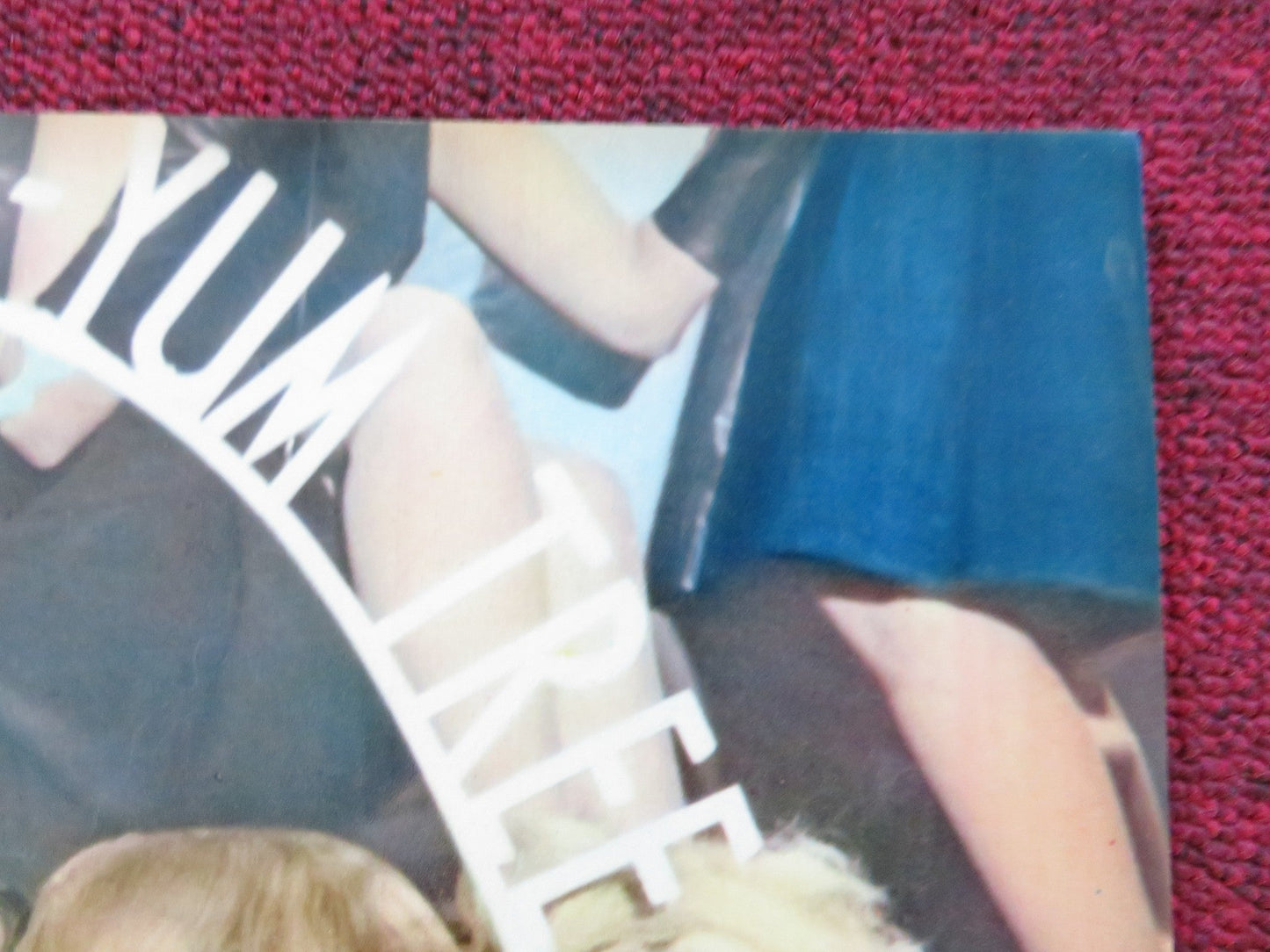 UNDER THE YUM YUM TREE - J ITALIAN FOTOBUSTA POSTER JACK LEMMON C. LYNLEY 1963 Rendezvous Cinema Movie posters