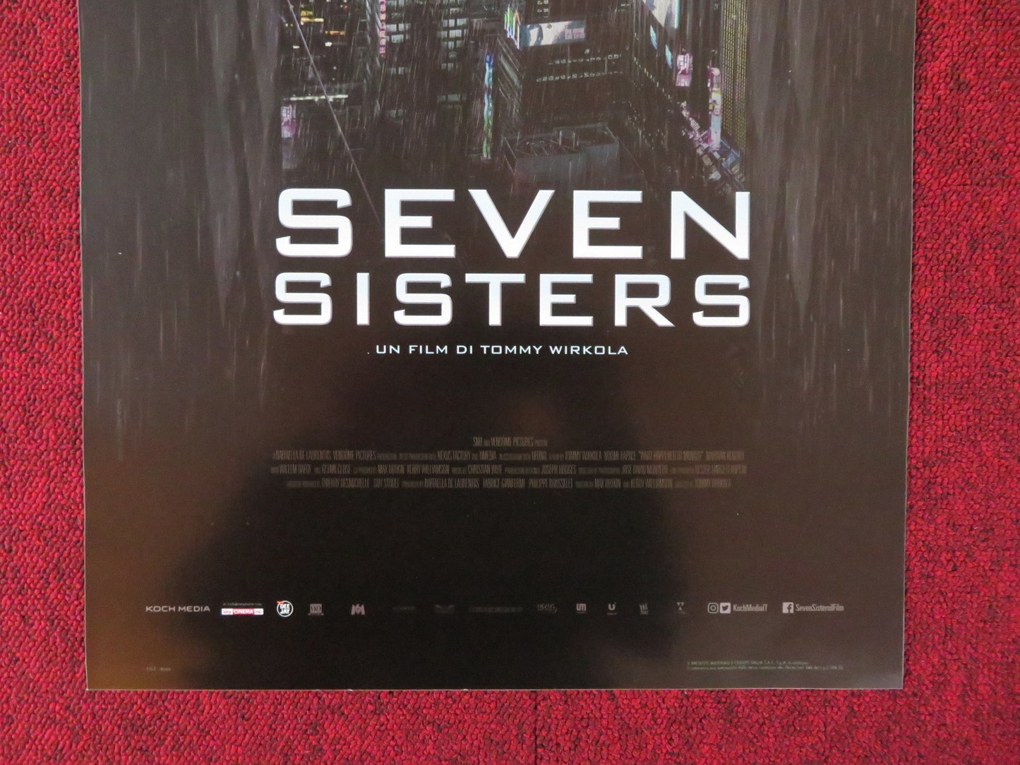 WHAT HAPPENED TO MONDAY ITALIAN LOCANDINA POSTER NOOMI RAPACE GLENN CLOSE 2017 Rendezvous Cinema Movie posters