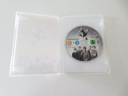 Belfast (DVD) Jude Hill Lewis McAskie Caitríona Balfe 2021 Region 2,4
