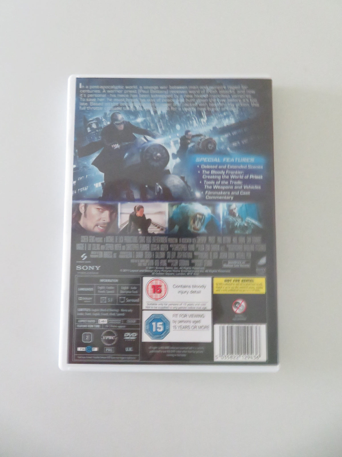Priest (DVD) Paul Bettany Cam Gigandet 2011 Region 2