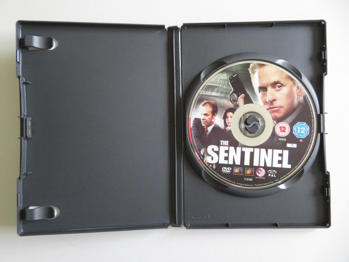 The Sentinel (DVD) Michael Douglas  Kiefer Sutherland Kim Basinger 2006 Region 2