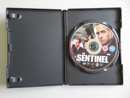 The Sentinel (DVD) Michael Douglas  Kiefer Sutherland Kim Basinger 2006 Region 2