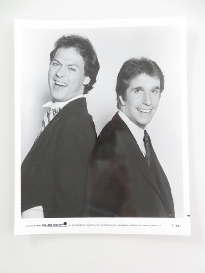 Night Shift - A Movie Still Photo Lot Of 7 Henry Winkler Michael Keaton 1982
