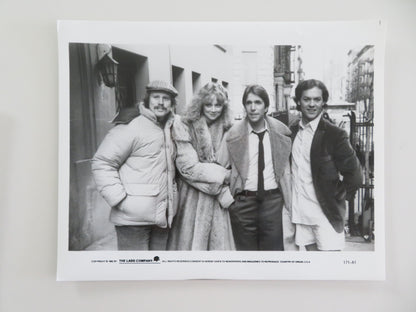 Night Shift - A Movie Still Photo Lot Of 7 Henry Winkler Michael Keaton 1982