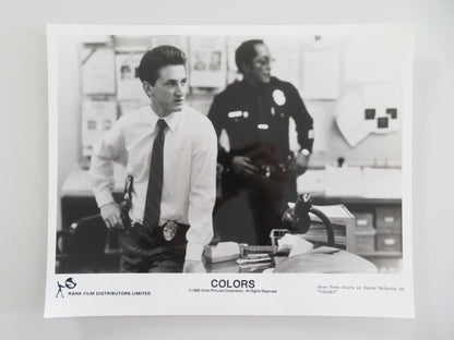 Colors - A Movie Still Photo Lot Of 7 Sean Penn, Robert Duvall 1988