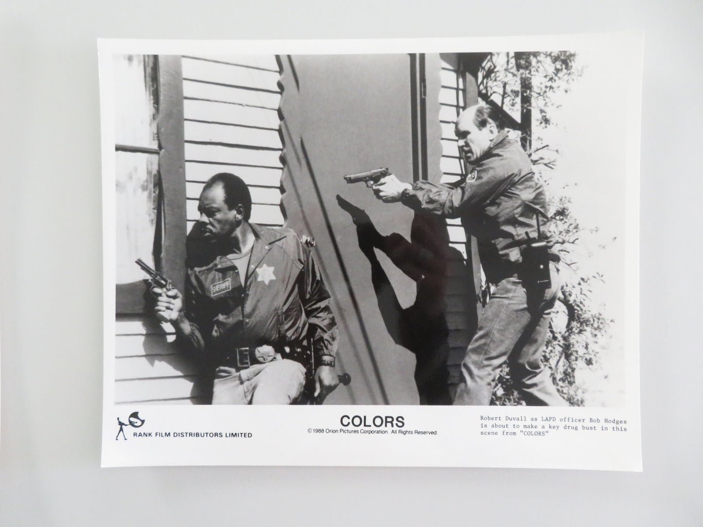 Colors - A Movie Still Photo Lot Of 7 Sean Penn, Robert Duvall 1988