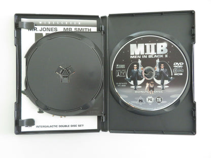 Men in Black II - Double Disc Set (DVD) Will Smith Tommy Lee Jones 2002 Region 2
