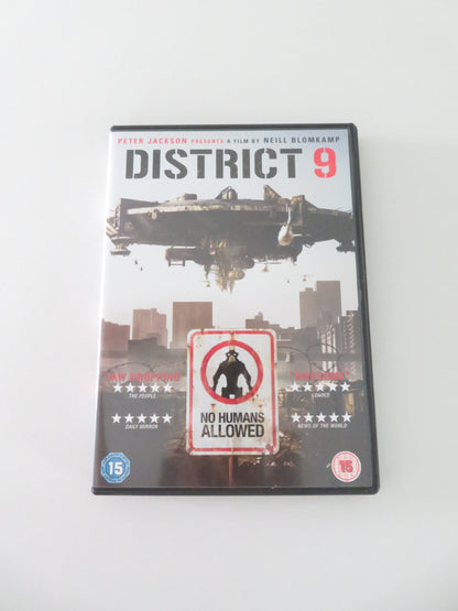 District 9 (DVD) Sharlto Copley David James Jason Cope 2009 Region 2