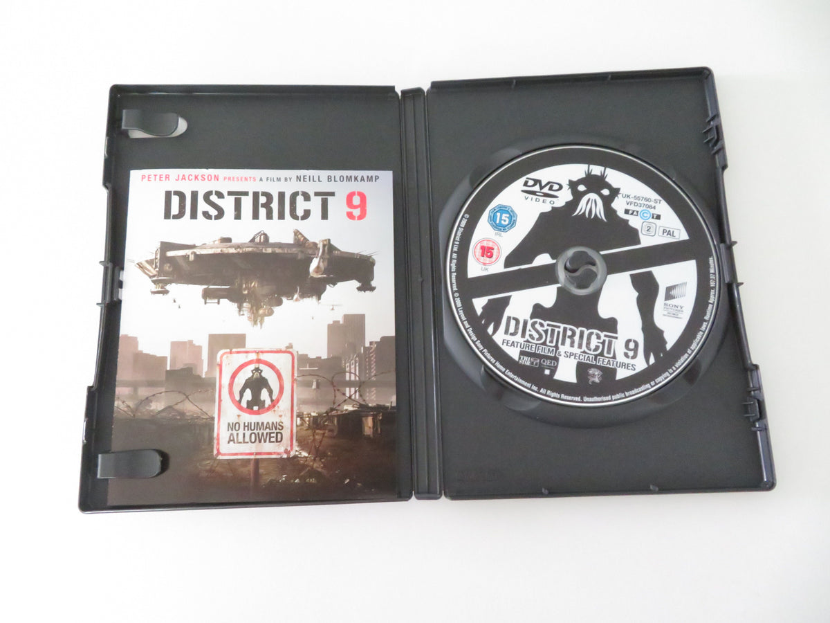 District 9 (DVD) Sharlto Copley David James Jason Cope 2009 Region 2