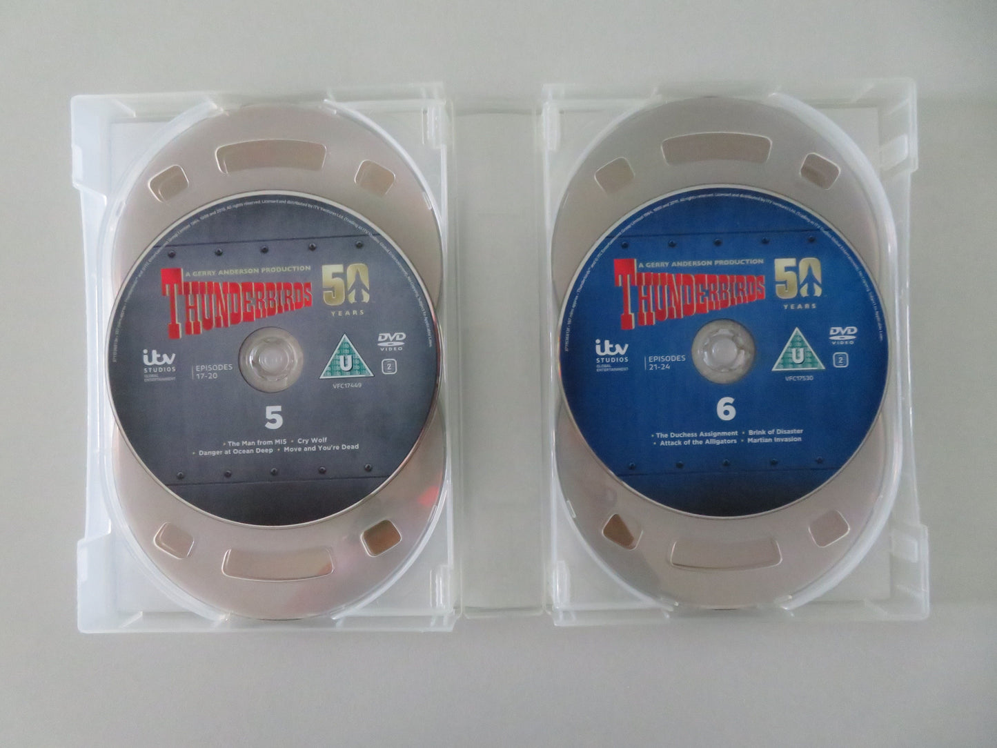 Thunderbirds - Complete Collection (DVD BoxSet) Sylvia Anderson 1965 Region 2