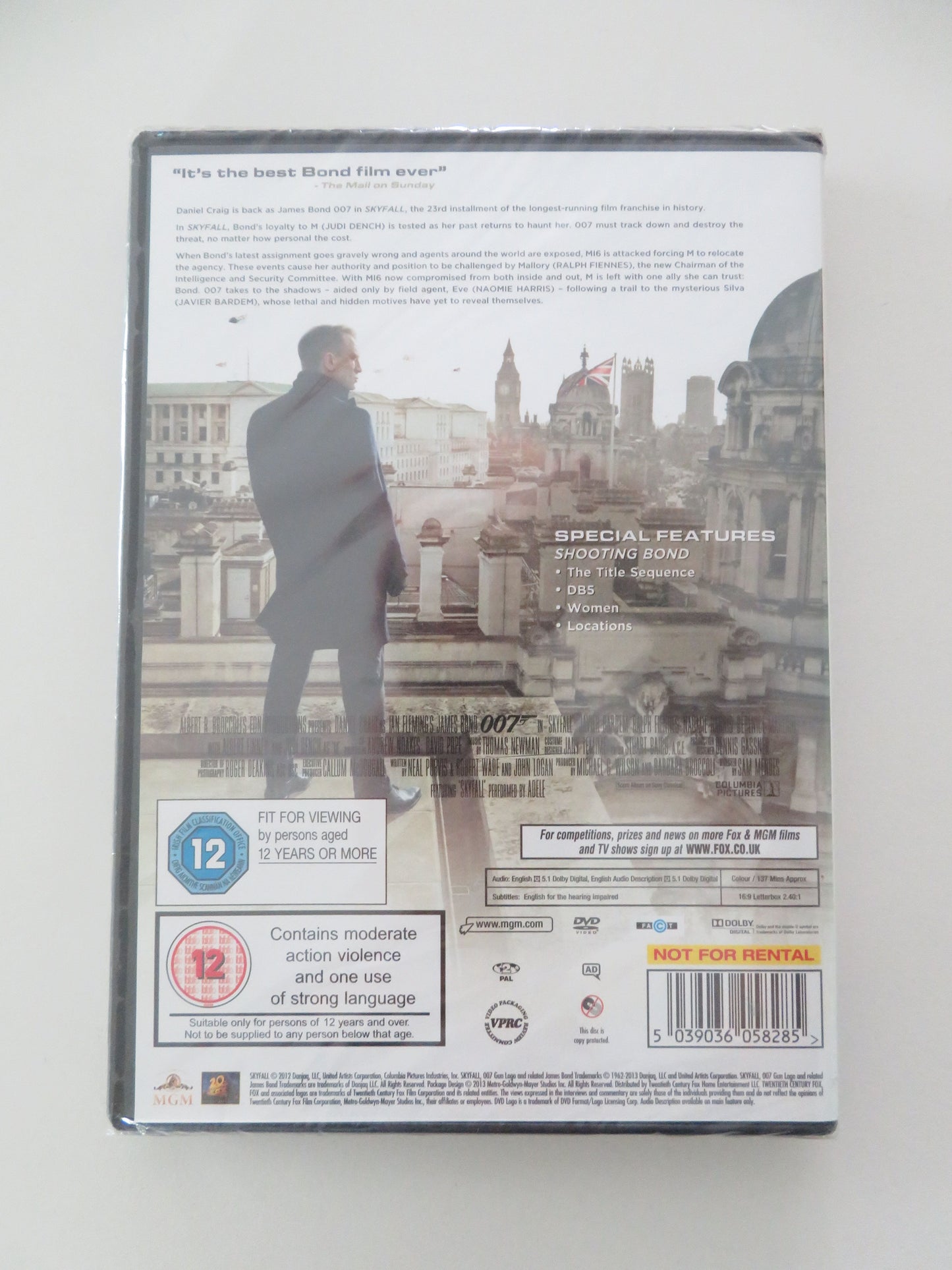 Skyfall - B (DVD) 007 Daniel Craig Javier Bardem Naomie Harris 2012 Region 2