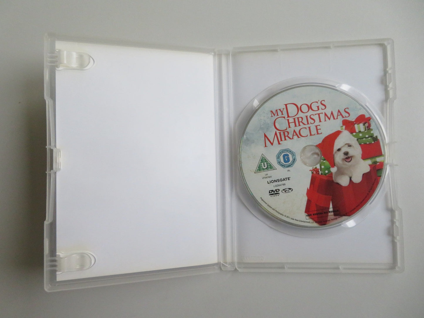 A DOG'S CHRISTMAS MIRACLE (DVD) CYNTHIA GIBB GREG EVIGAN 2011 REGION 2 - Rendezvous Cinema