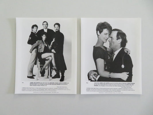 A FISH CALLED WANDA - A MOVIE STILL PHOTO LOT OF 2 JOHN CLEESE J. L. CURTIS 1988 Movie posters