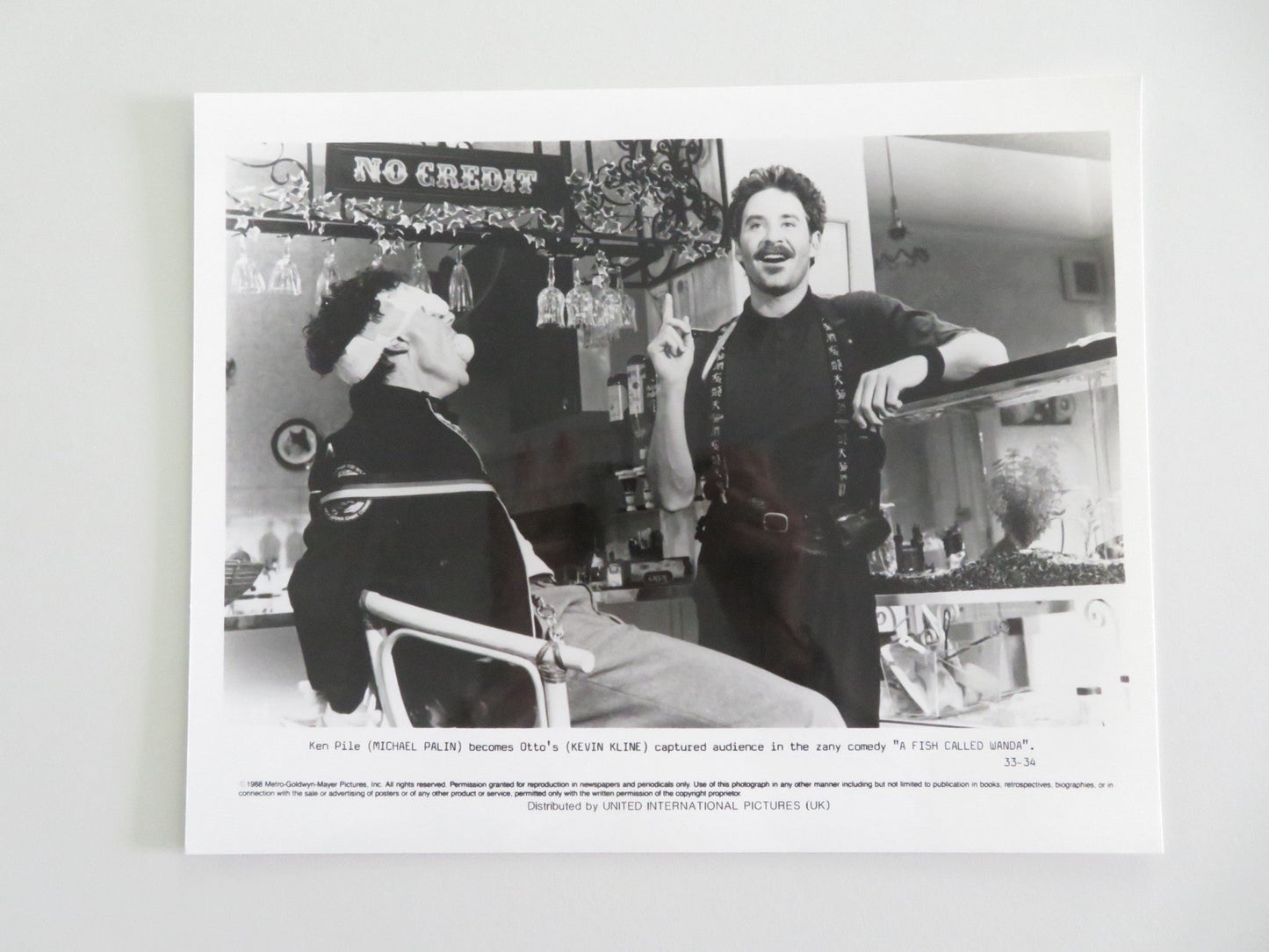 A FISH CALLED WANDA - B MOVIE STILL PHOTO LOT OF 5 JOHN CLEESE J LEE CURTIS 1988 Movie posters