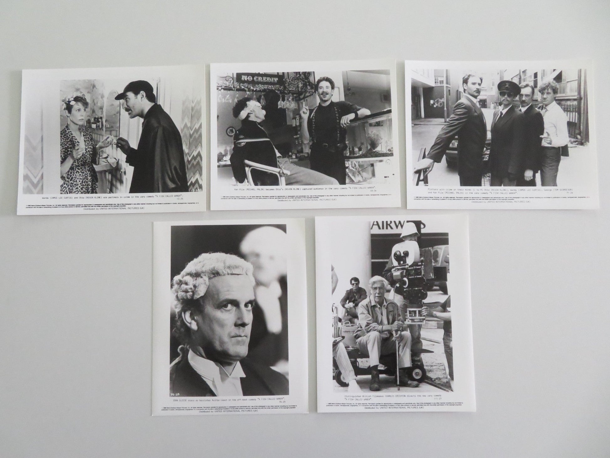 A FISH CALLED WANDA - B MOVIE STILL PHOTO LOT OF 5 JOHN CLEESE J LEE CURTIS 1988 Movie posters