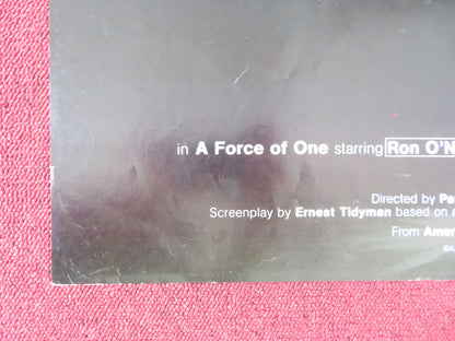 A FORCE OF ONE FOLDED US ONE SHEET POSTER CHUCK NORRIS JENNIFER O'NEILL 1978 - Rendezvous Cinema