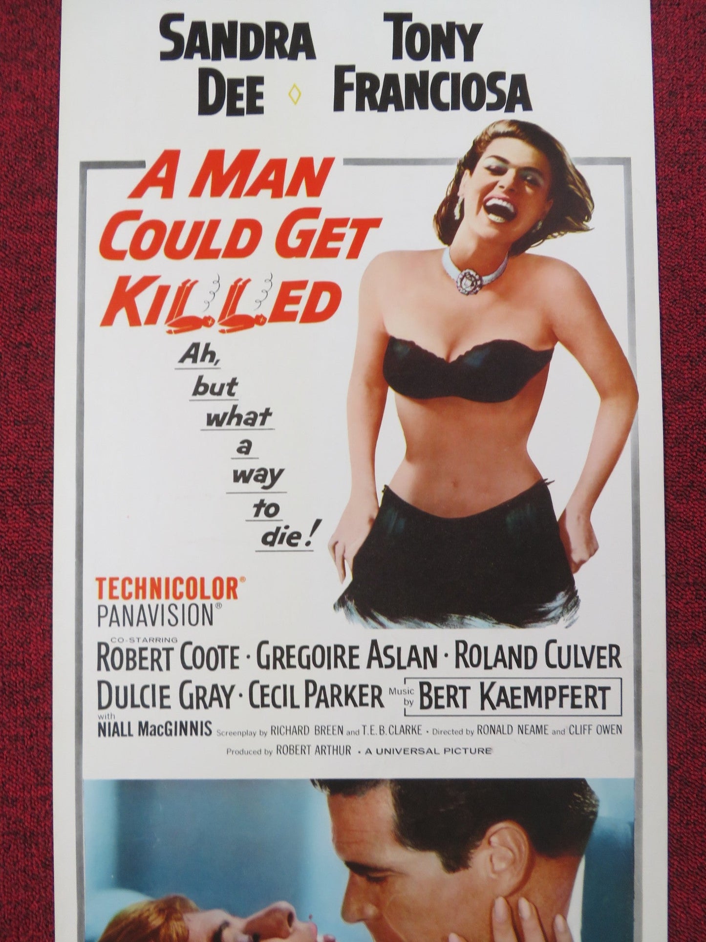 A MAN COULD GET KILLED US INSERT POSTER JAMES GARNER SANDRA DEE 1966 - Rendezvous Cinema