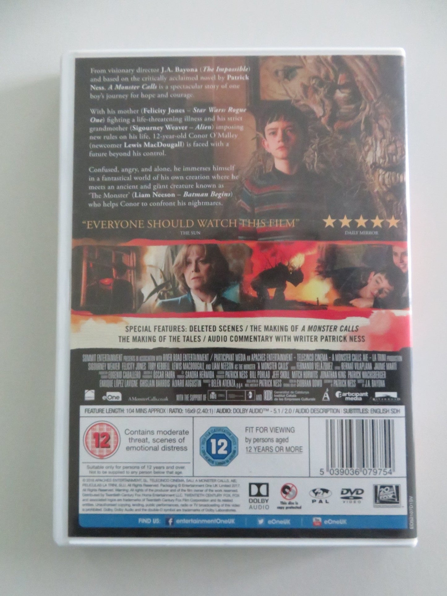 A Monster Calls (DVD) Sigourney Weaver Felicity Jones 2016 Region 2 Movie posters