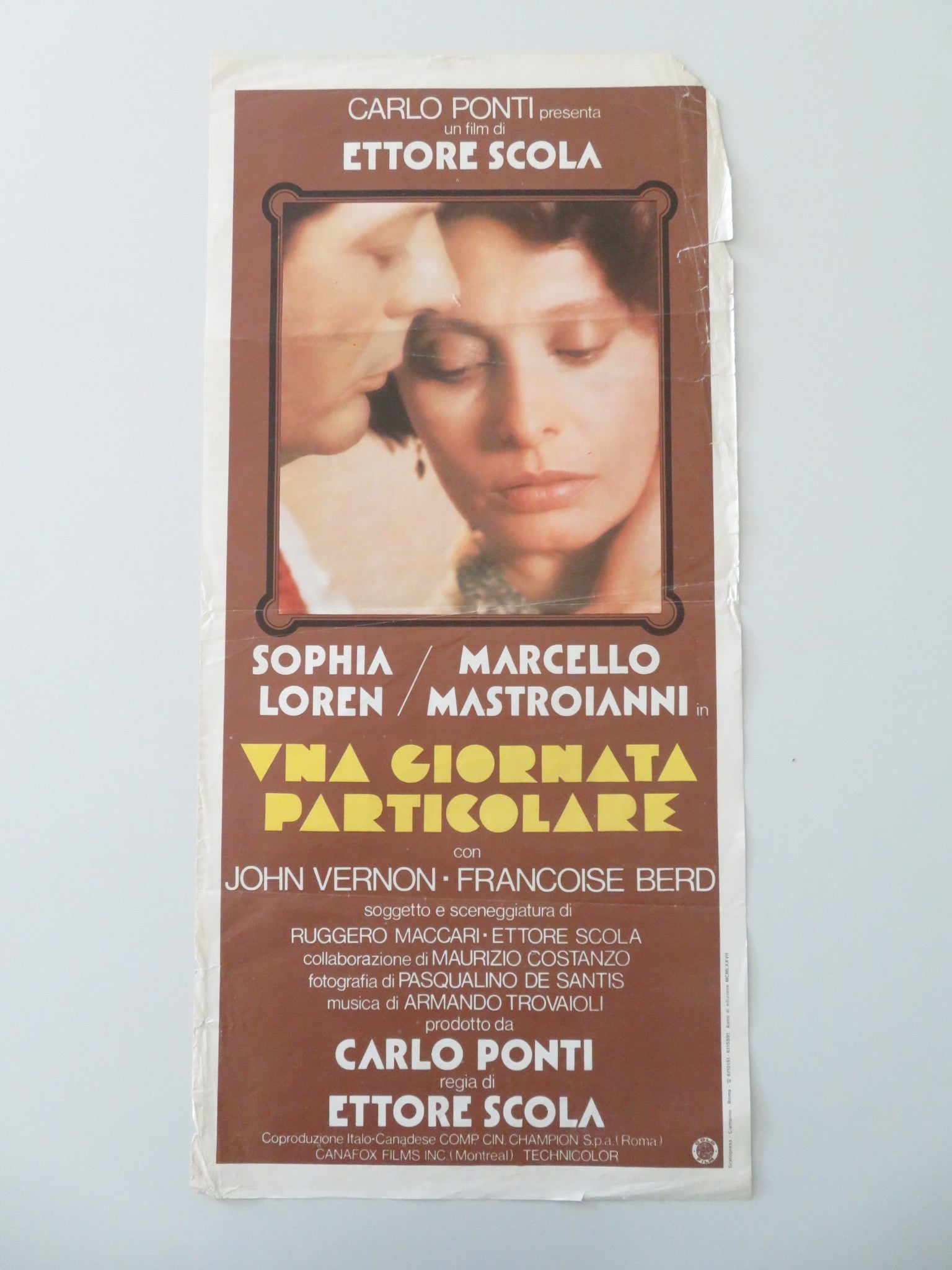 A SPECIAL DAY ITALIAN LOCANDINA POSTER SOPHIA LOREN MARCELLO MASTROIANNI 1977 Movie posters