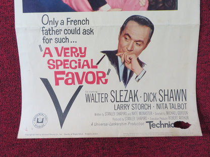 A VERY SPECIAL FAVOR US INSERT POSTER ROCK HUDSON LESLIE CARON 1965 - Rendezvous Cinema