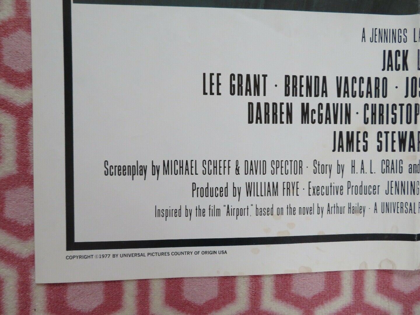 AIRPORT '77 FOLDED US ONE SHEET POSTER JACK LEMMON LEE GRANT BRENDA VACCARO 1977 - Rendezvous Cinema